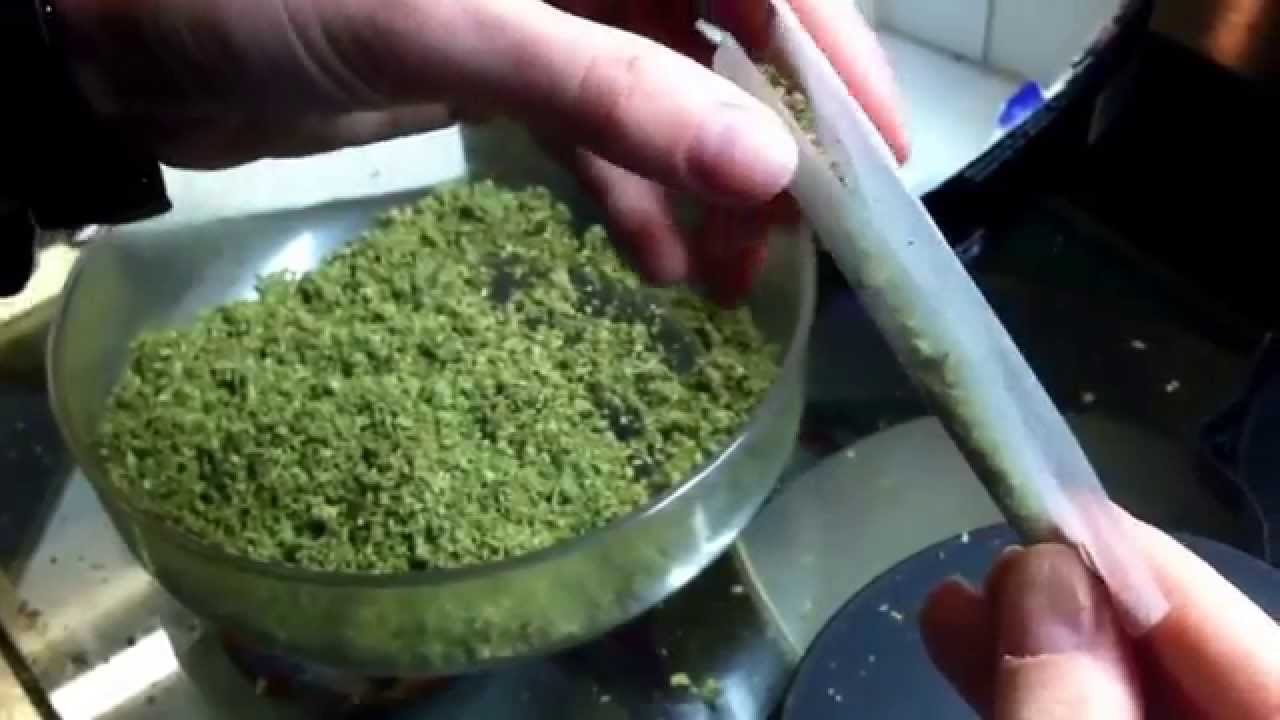How To Roll A Joint