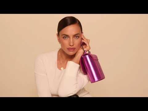 Video: Pop-art: Bildet Av Irina Shayk Ved åpningen Av Versace-butikken