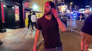 NASHVILLE TN LIVE BROADWAY STREET / PEOPLE WATCHING / BANDS WATCHING / BARS/ HANG OUT /VLOG TOUR