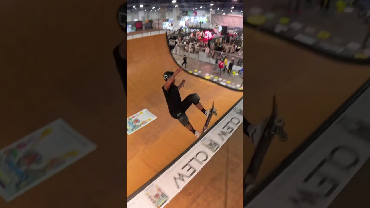 Insane 180 on Half Pipe at Champs Trade Show in Las Vegas California 