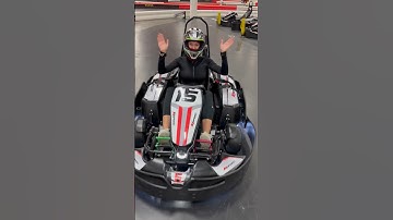 Let’s ride! #rachelpizzolato #tallgirl #model #shorts #k1speed