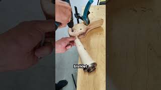 Pes Etmedi Ahşaptan Protez Bacak Yaptı