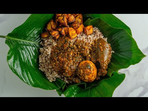 Ayamase (ofada) stew with roasted peppers, from the video