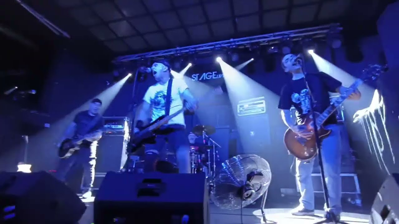 SEGISMUNDO TOXICÓMANO•POR TÍ•BILBAO 2026/01/16 SALA STAGE LIVE ARETOA 