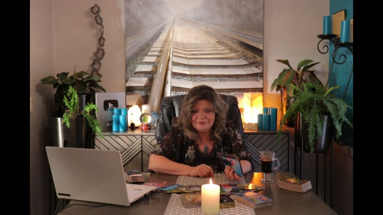 GEMINI JAN 23 NEW LOVE ON THE HORIZON FOR SINGLES/ PAST IS REGRETTING THEIR ACTIONS MIDLIFE CRISIS