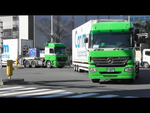 超精密・重量級・最新トレーラーが行き交う東京・有明交差点