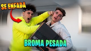 Broma Telefonica A Neiben El Repartidor Ladron