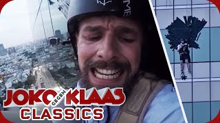 Klaas is stuck to the skyscraper! Karaoke on Tape in Thailand | Duel um die Welt Classics | ProSi... screenshot 2