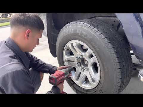 Video thumbnail: How to Tighten Lug Nuts like a PRO!!