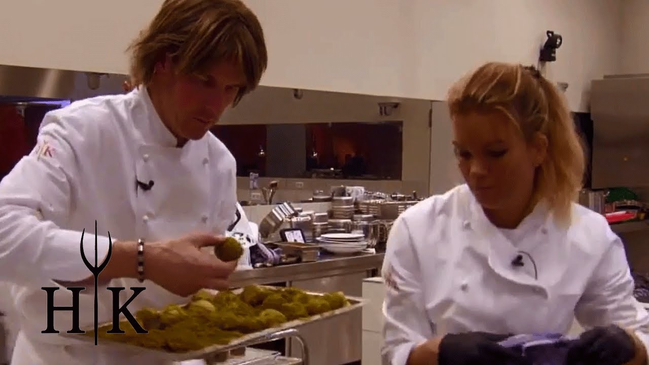 Zu Viel Köche Verderben Den Brei Zu viele Köche verderben den Brei | Hell's Kitchen | SAT.1 - YouTube