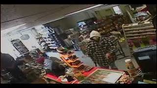 Clovis police search for armed robbery suspect
