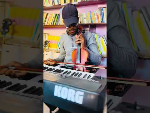 عبدالناصر أوغاين فنان مظلوم إعلاميا يجب تشجيع مثل هذه المواهب عبدالناصر أوغاين 