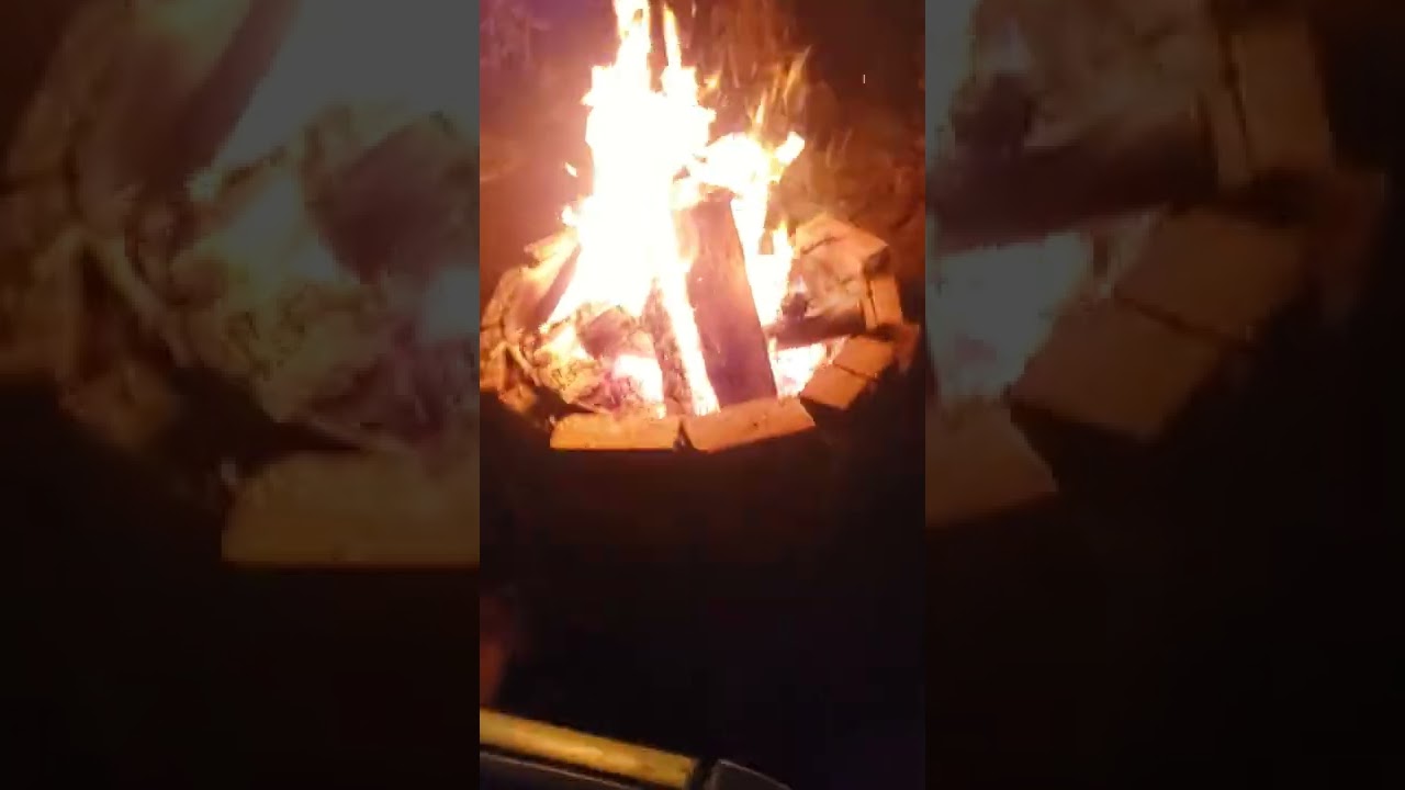 2 stupid people making GLOWING metal!