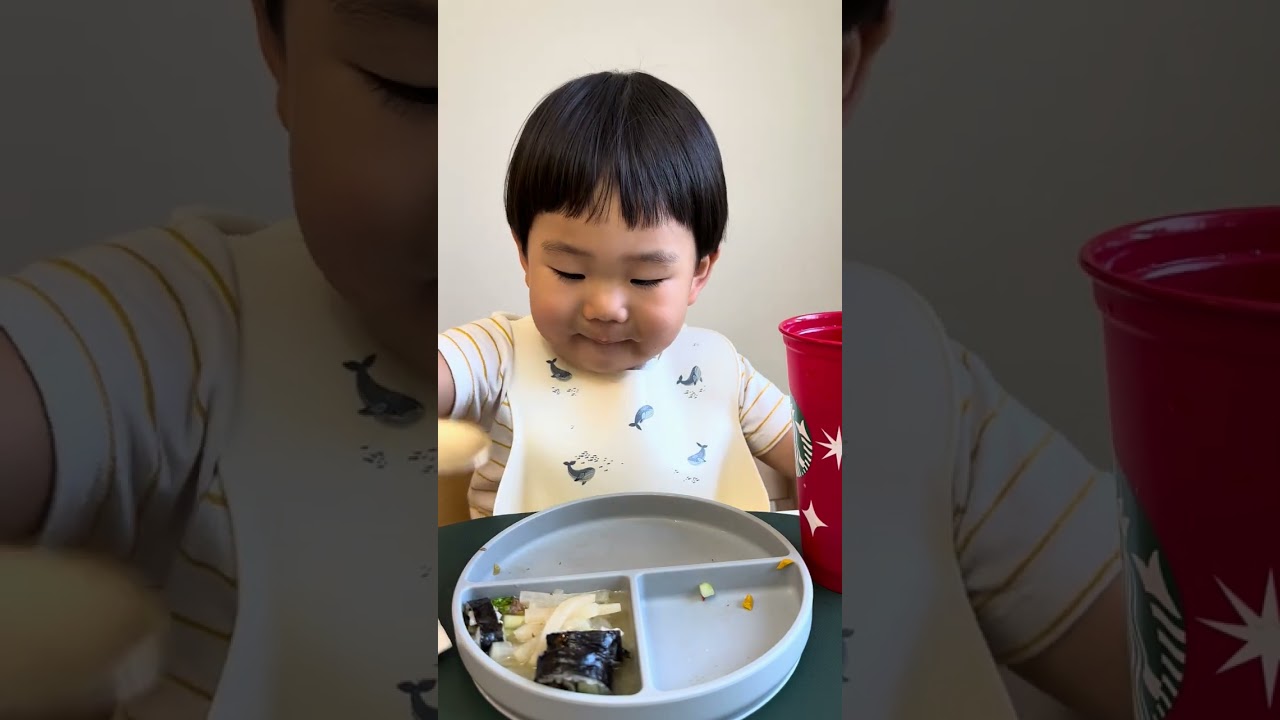 유일하게 파프리카를 먹을 때 | When he eats bell peppers