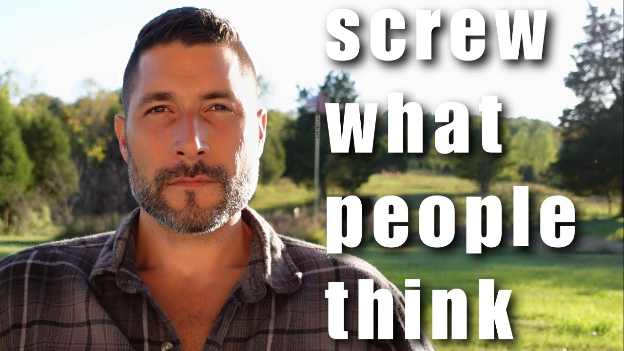 Если в 40 лет вы все еще одиноки и не научились жить полноценной жизнью, вы неудачник...