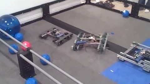 VEX Toss Up Experimentation: 4 wheels/6 wheels/tank tread