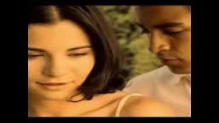 AMARTE DUELE - Ximena sariñana Huellas.flv