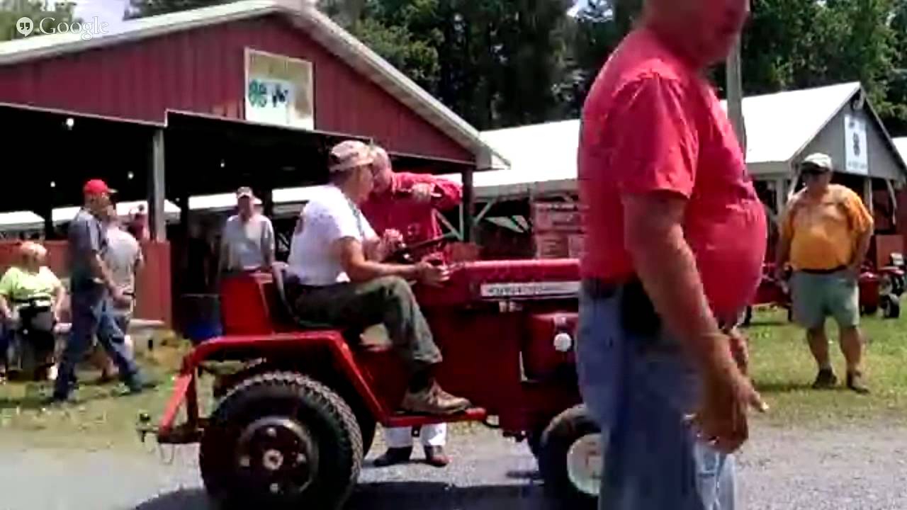 2015 Wheel Horse Collectors Club parade