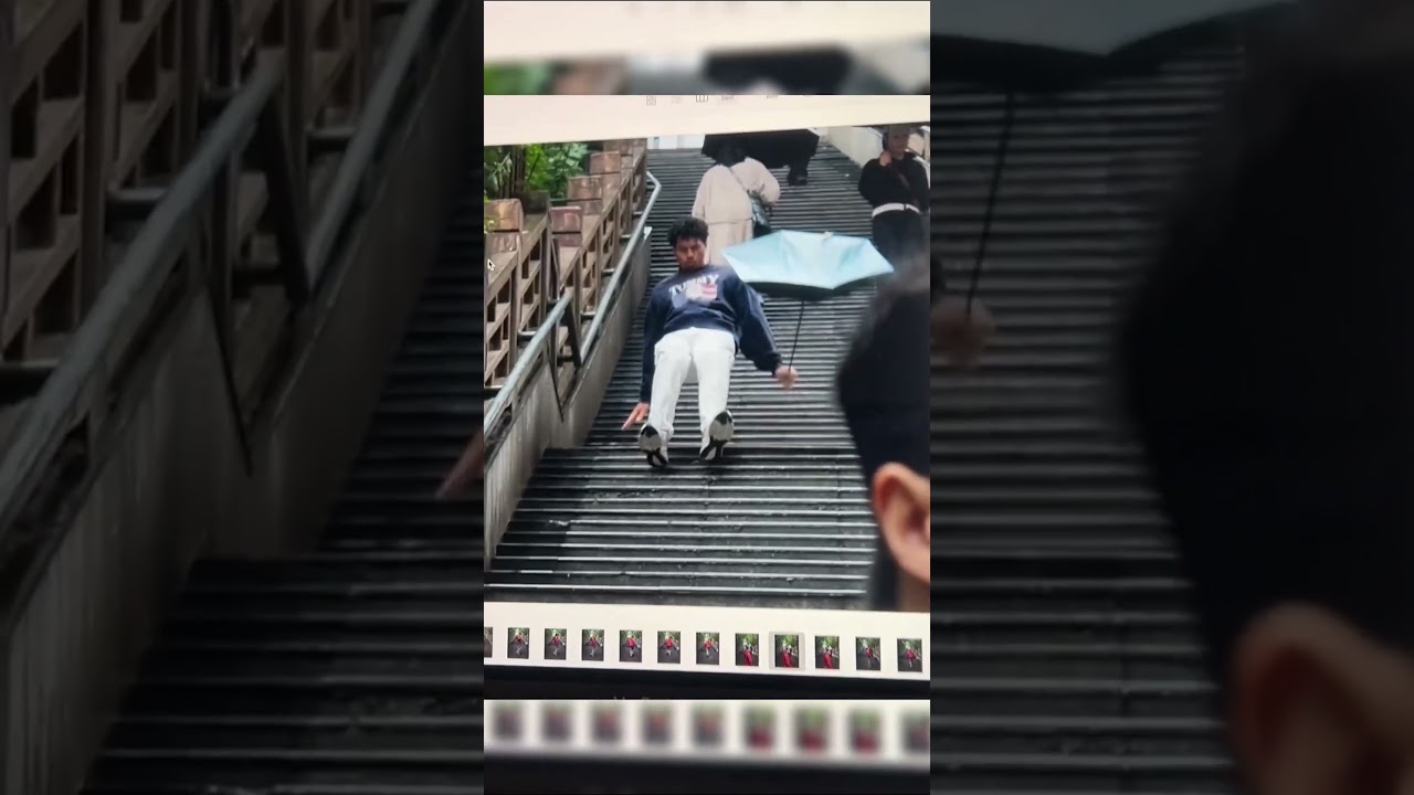 Эти ребята нашли настоящий комедийный клад.