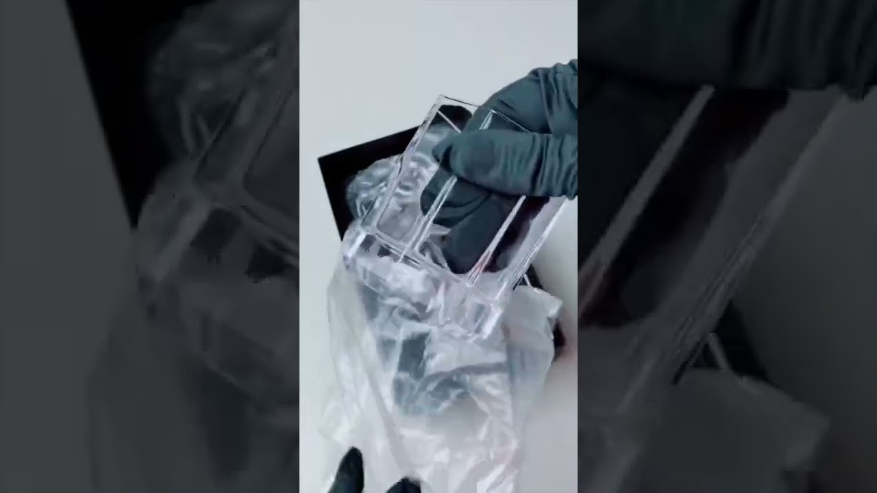 Unboxing Versace ‘Medusa Lumiere’ whiskey glass @schmackofatzo