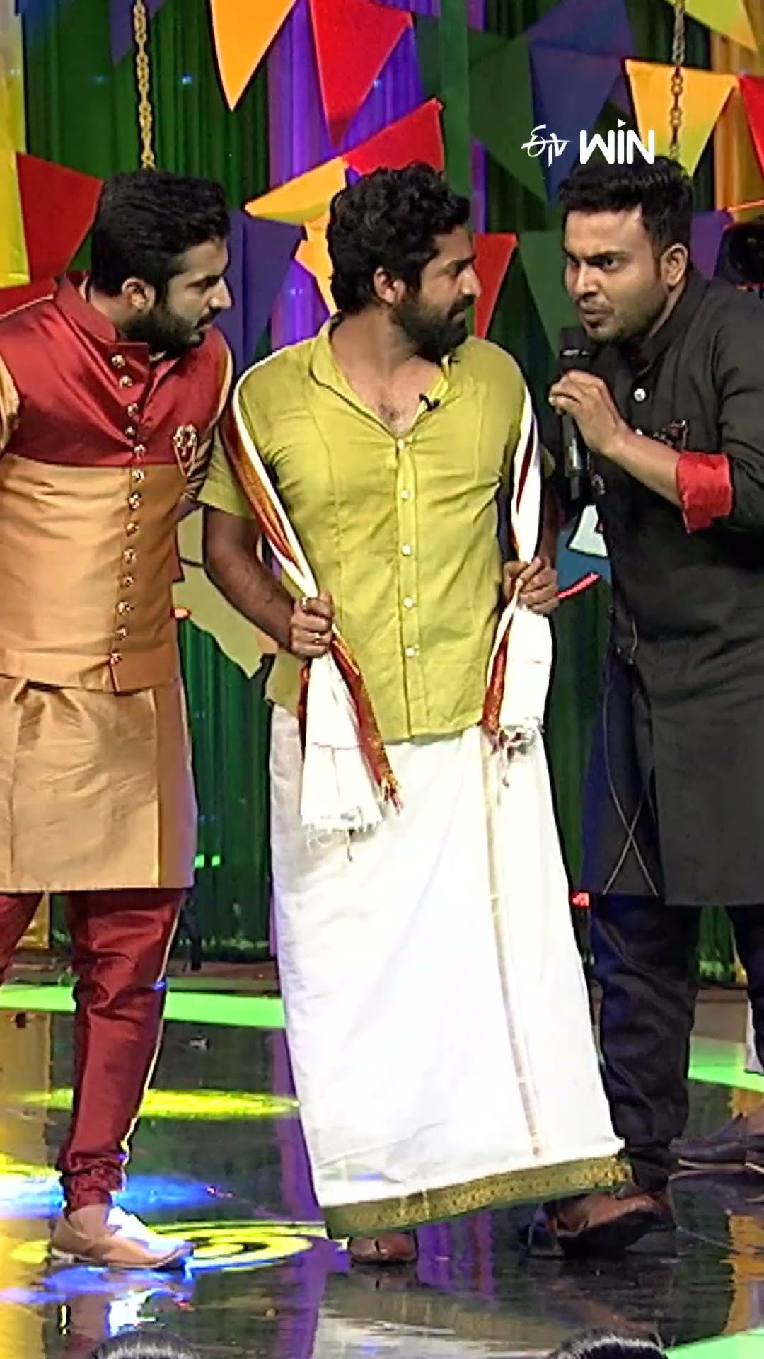 #shorts - శేఖర్ మాస్టర్ ని, రోజా ని రెచ్చగొడుతున్నారు..! #event #sekharmaster #roja