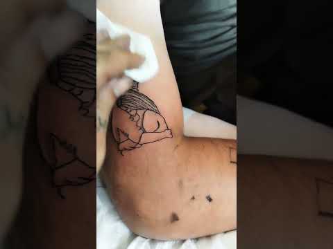 وشم ال عشق