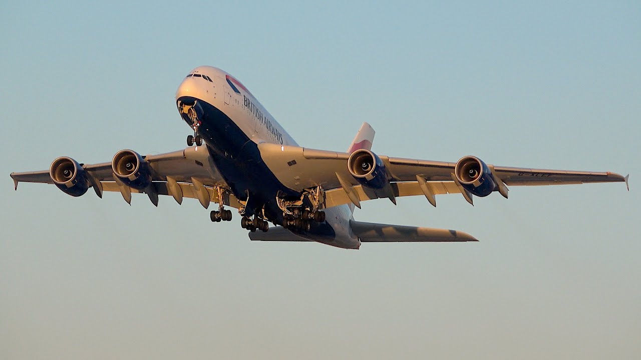 (4K) Star of the Show - Planespotting at O'Hare International Airport