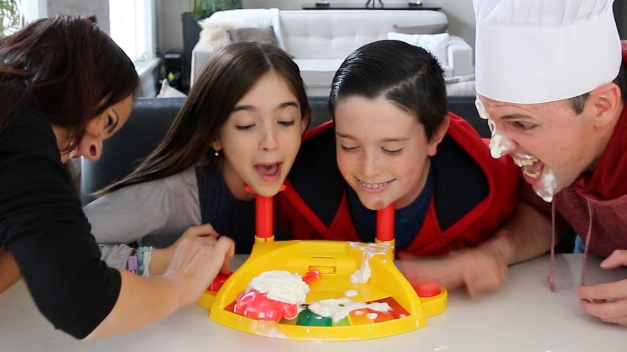 vlogs in spanish ULTIMATE PIE FACE SHOWDOWN!!