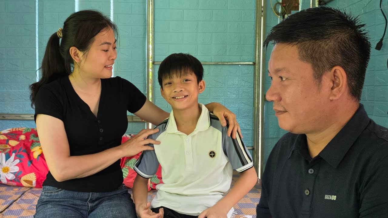 The story of a boy named Bac and his journey back to the garden to meet his sister and everyone.