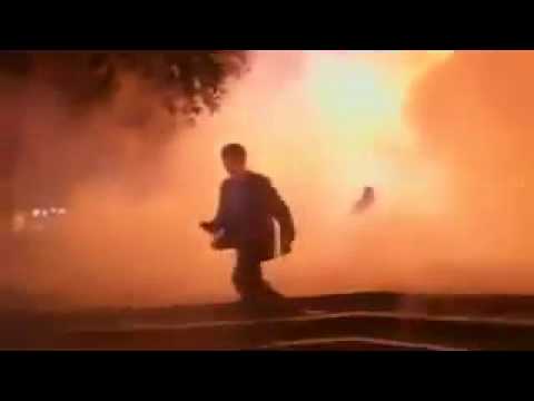 فيديو يظهر مدى كذب وتدليس النظام الأمريكي الذي يدعي الحرية والديمقراطية