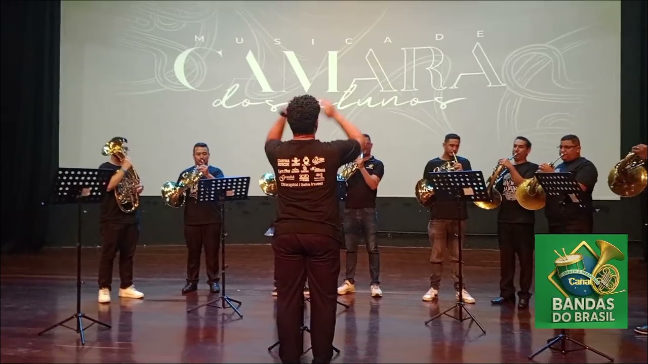 Grupo de iniciantes do lV encontro HolyHorns em Ribeirão Pires -sp regência: Tiago Carneiro