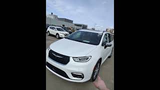 Karen’s 2026 Chrysler Pacifica Pinnacle!!