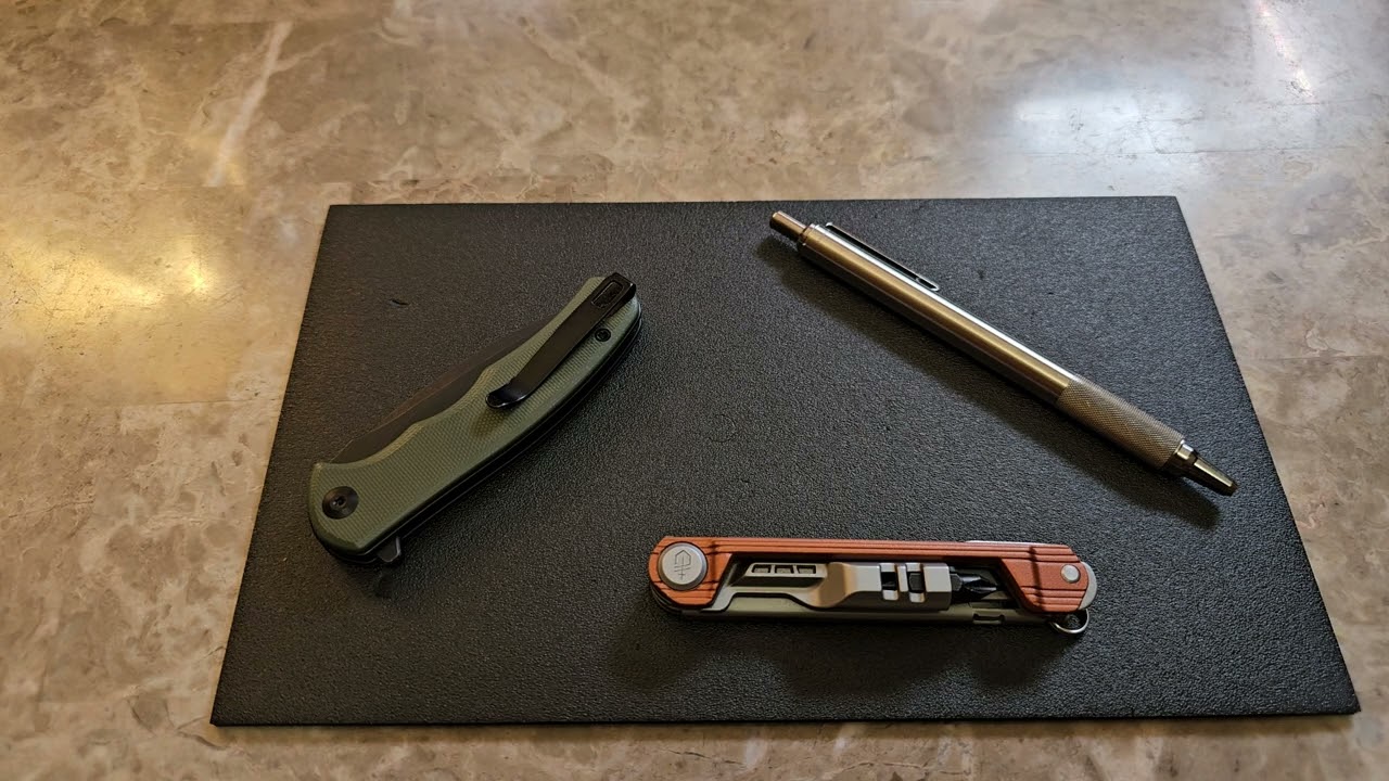 How the house inflates your perceived value so you spend more but ultimately lose (social metaphor)