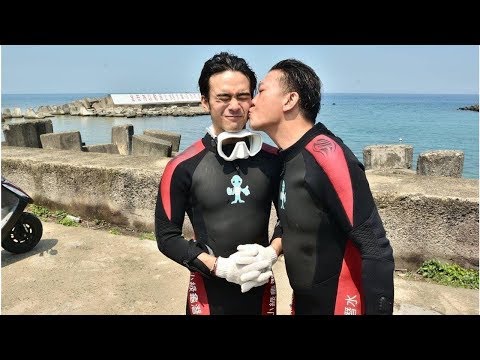 錢小豪帶兒來台做公益 潛水赫見大海龜