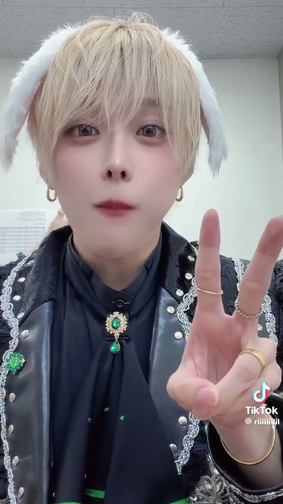 りょうくんのtiktok - YouTube