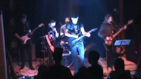 Trivium - Dying In Your Arms (Atrimos)