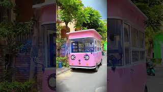 撞进去了 #cosplay #funny