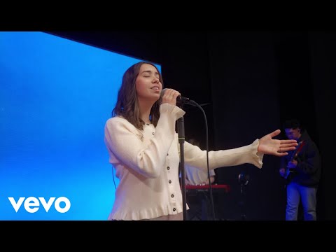 Biserica Tabor - Dumnezeu te ia de mână (feat. Rose) (Official Music Video) ft. Rose