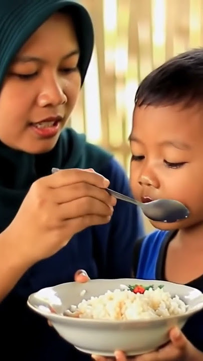 Nyuapin Anak. #food #cutebaby #baby