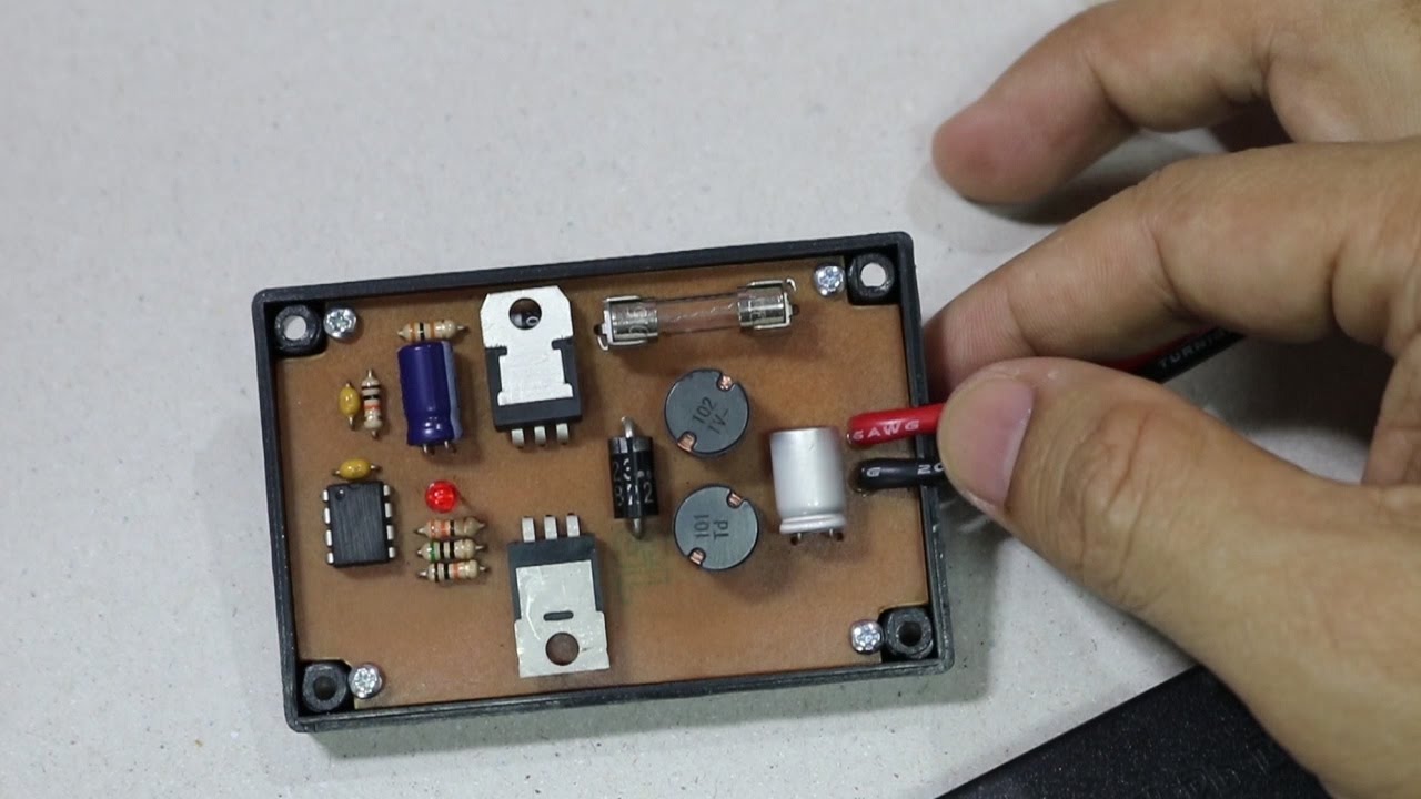 อุปกรณ์ยืดอายุแบตเตอรีรถยนต์/แบตโซล่าเซลล์ Pb Battery Desulfator