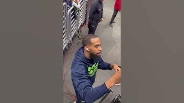 Meeting Mike Conley of Minnesota Timberwolves #mikeconley #minnesotatimberwolves #nbaplayer