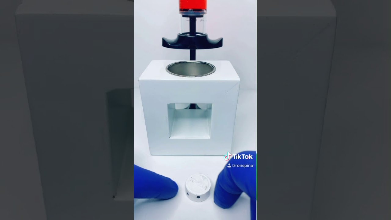 Satisfying red tiedye towel