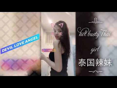 hot busty Thai girl downblouse & show boobs cleavage with singlet |Bigo Live| (2020-8-3) part 428