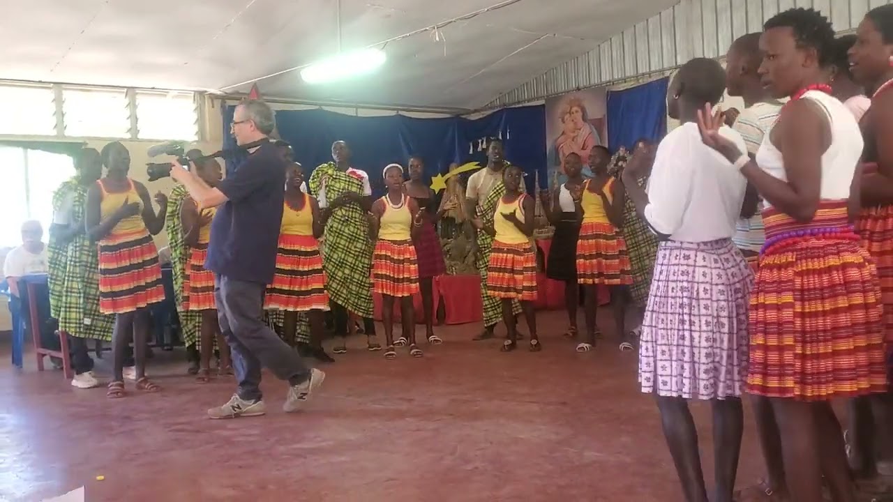 C&D SCHOLARS HAPPILY THANK THEIR LEADERS FOR THE GOOD SUPPORT  IN THEIR EDUCATION FROM ITALY 🇮🇹 