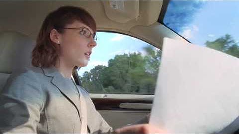Chryssie Whitehead in Country Inn Suites Commercial