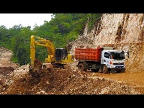 DANGER! Carving A Road THROUGH A MOUNTAIN: High Risk Excavation