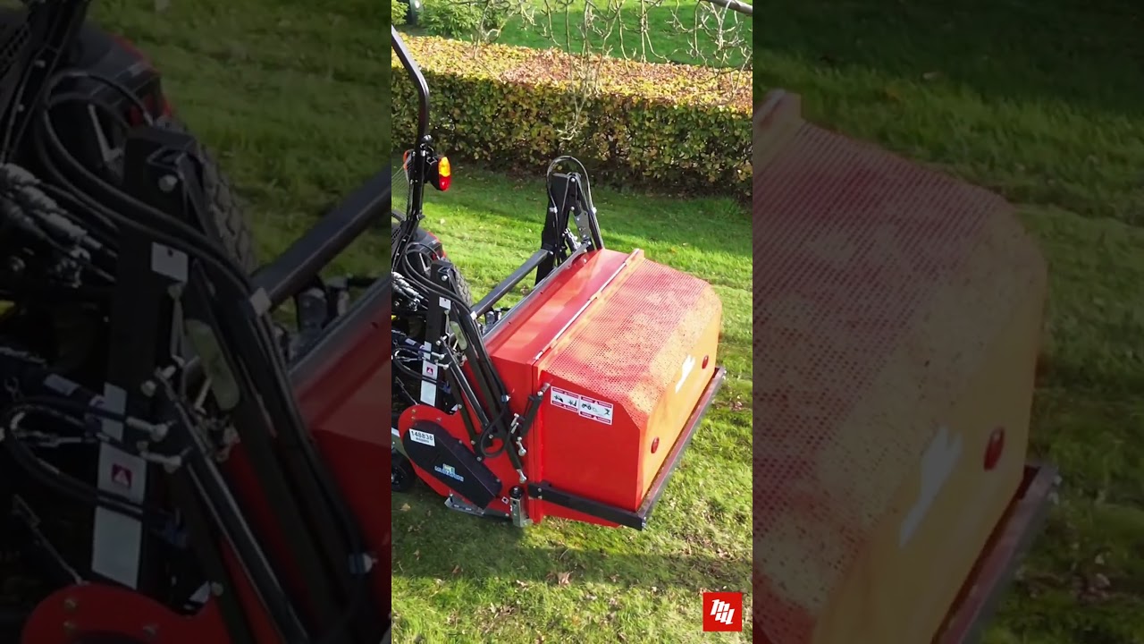 Blad zuigen en afvoeren met de Muratori hoogkiepklepelmaaiers!  