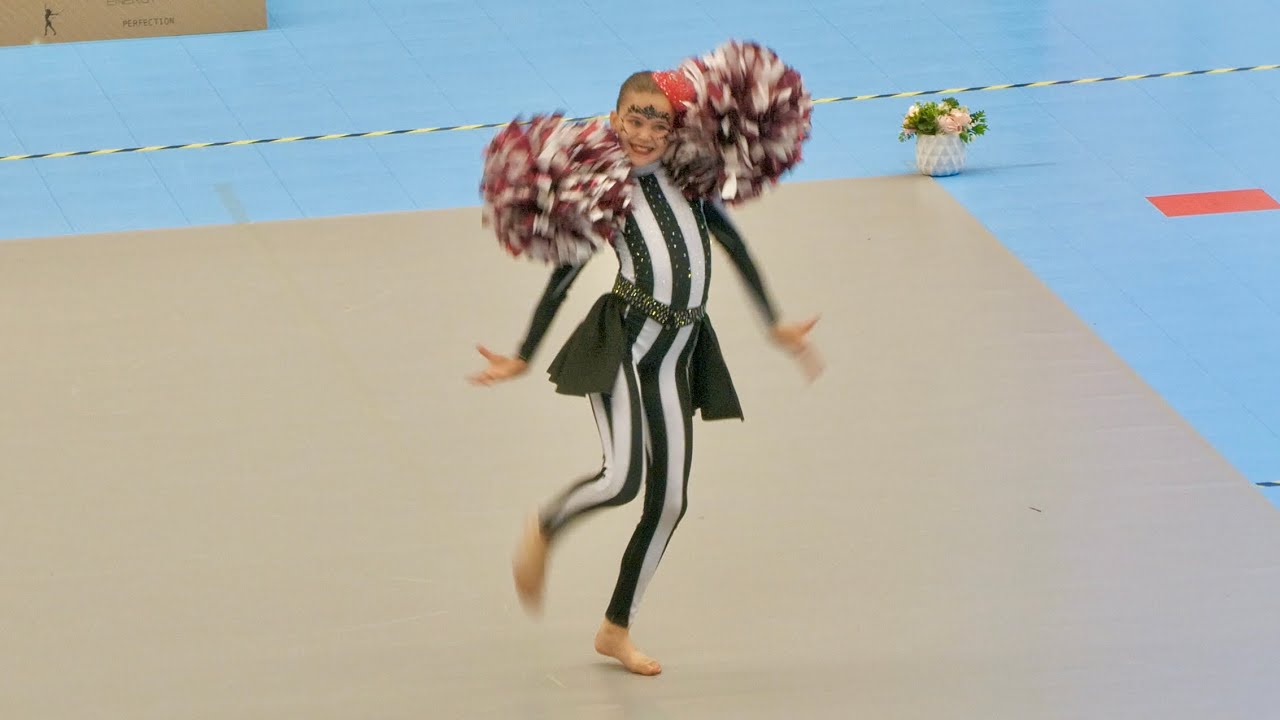 Majorettes *DANCE STUDIO EB RICANY* / POM SOLO / Hradec Kralove 2025 |