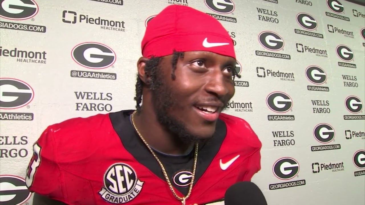 Emily Gagnon Interviews the #1 Dawgs