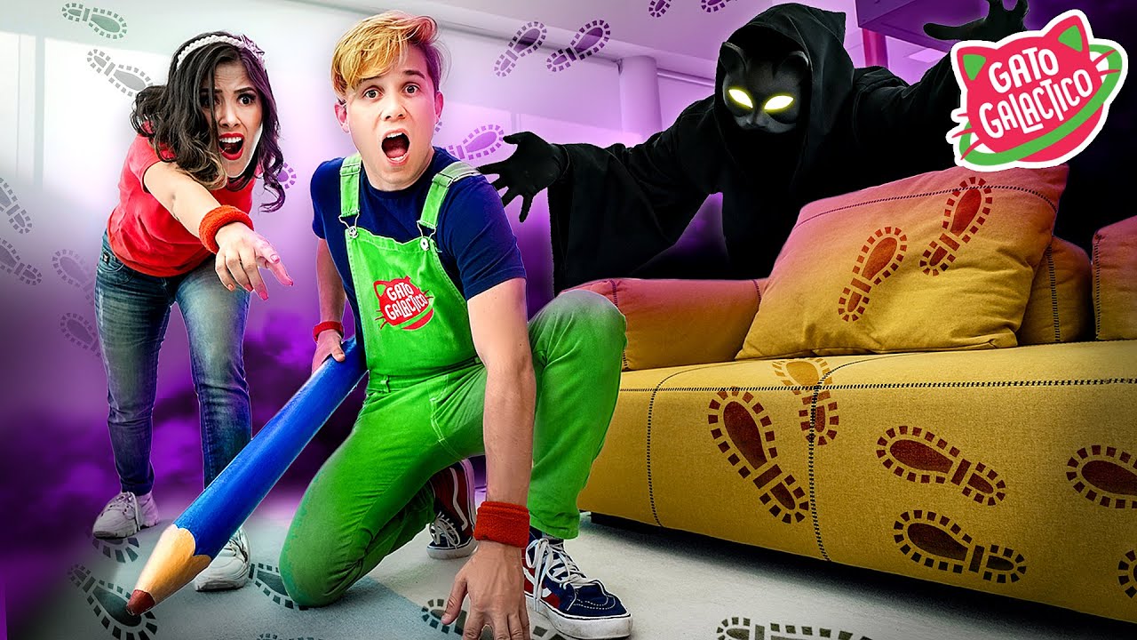 GATO GALACTICO INVESTIGA AS PEGADAS MISTERIOSAS DO CATMASK !!!